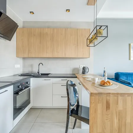 Chic - Great Location - Gdanska